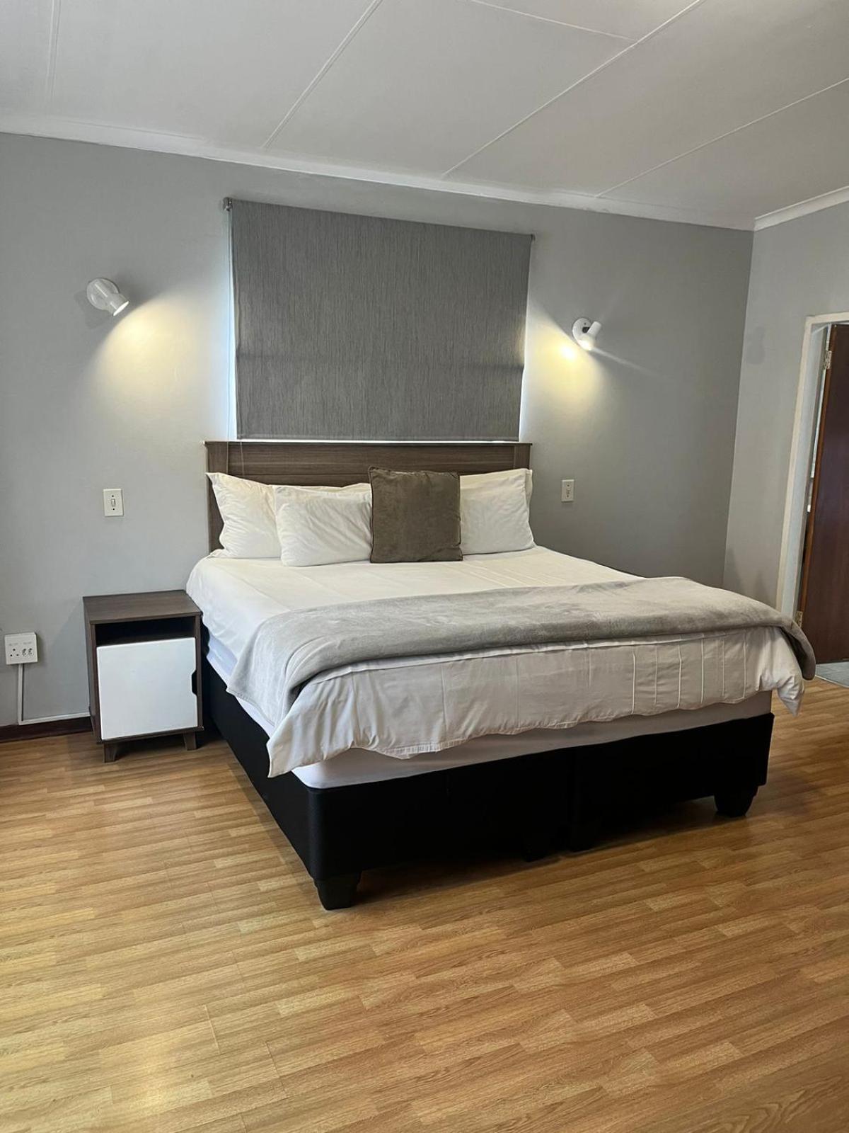 African Kingdom Guest House Boksburg Exterior photo